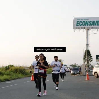 Runner Photo 7657516