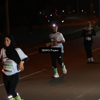 Runner Photo 7657517