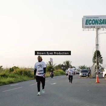 Runner Photo 7657527