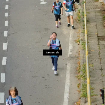 Runner Photo 7657543