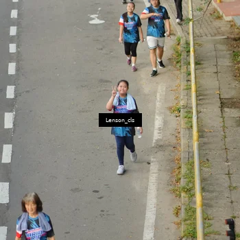 Runner Photo 7657544