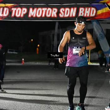 Runner Photo 7657546