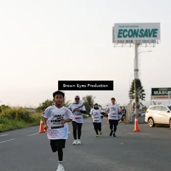 Runner Photo 7657558
