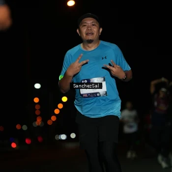 Runner Photo 7657574