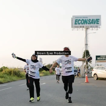 Runner Photo 7657582
