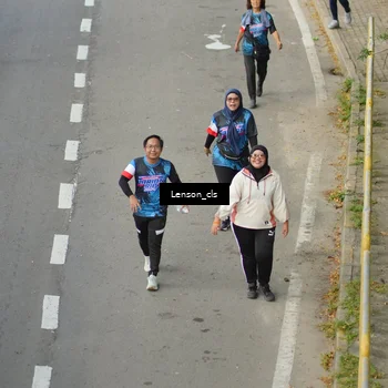 Runner Photo 7657586