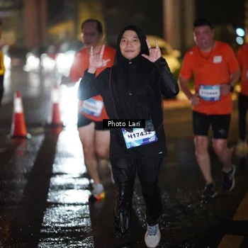 Runner Photo 7657597