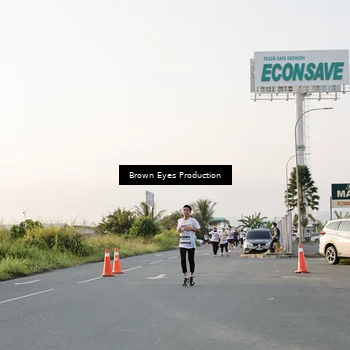 Runner Photo 7657608