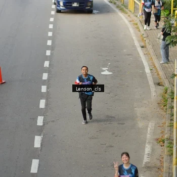 Runner Photo 7657653