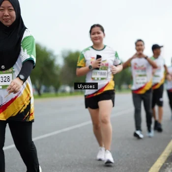 Runner Photo 7657658