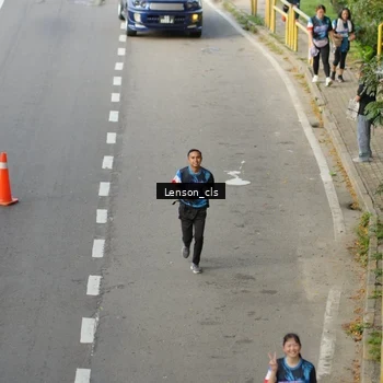 Runner Photo 7657660