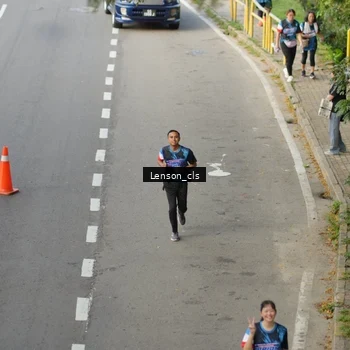 Runner Photo 7657667