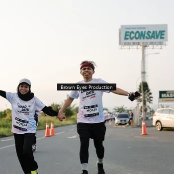 Runner Photo 7657668