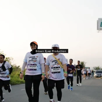 Runner Photo 7657672