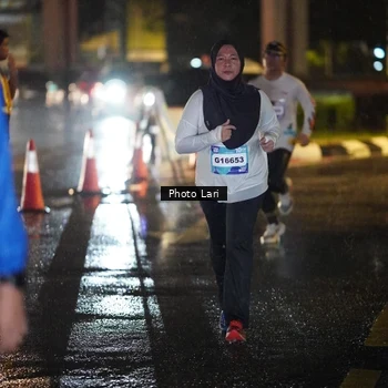 Runner Photo 7657673
