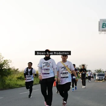 Runner Photo 7657676