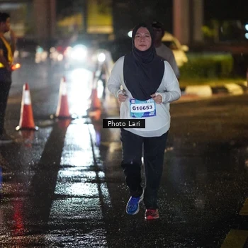Runner Photo 7657692