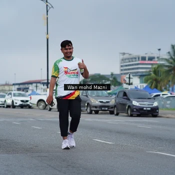 Runner Photo 7657696