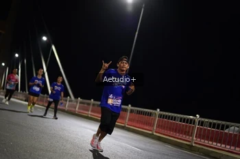 Runner Photo 765770