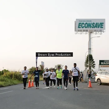 Runner Photo 7657721