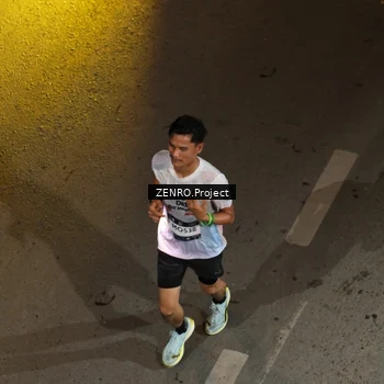 Runner Photo 7657725