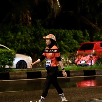 Runner Photo 7657732