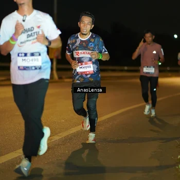 Runner Photo 7657765
