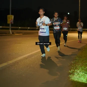 Runner Photo 7657779