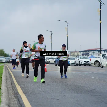 Runner Photo 7657783