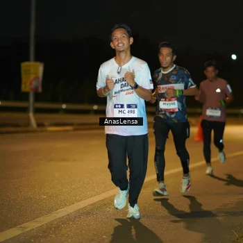 Runner Photo 7657785
