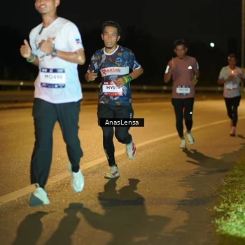 Runner Photo 7657788