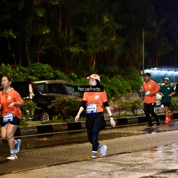 Runner Photo 7657793