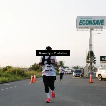 Runner Photo 7657816
