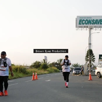 Runner Photo 7657820