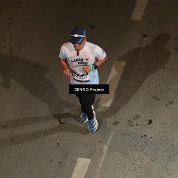 Runner Photo 7657832