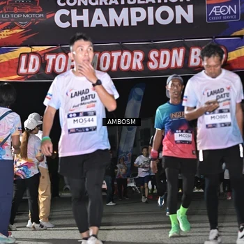 Runner Photo 7657841