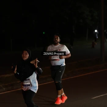 Runner Photo 7657886