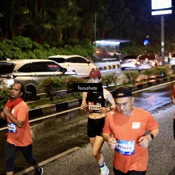 Runner Photo 7657894