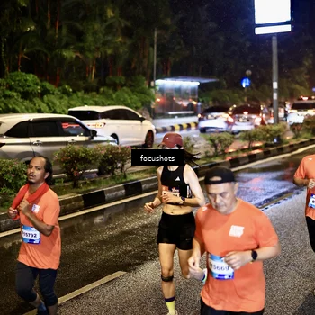 Runner Photo 7657913