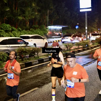 Runner Photo 7657915