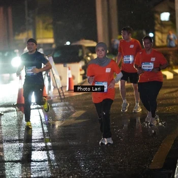 Runner Photo 7657930