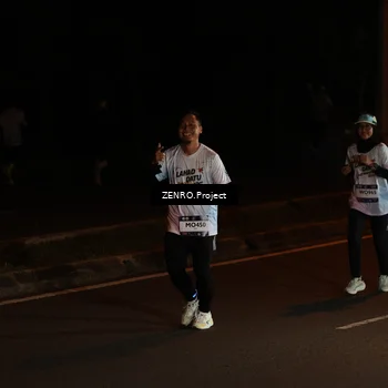 Runner Photo 7657934