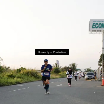 Runner Photo 7657941