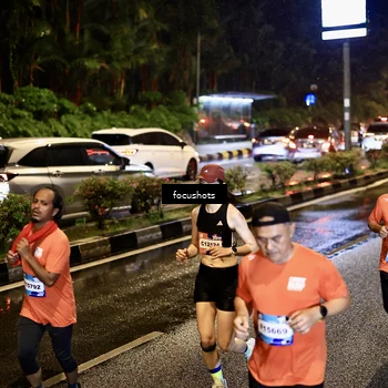 Runner Photo 7657945