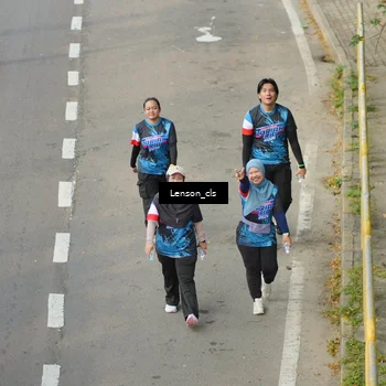 Runner Photo 7657953