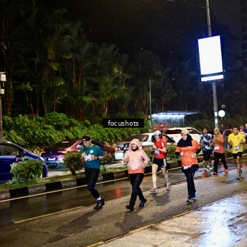 Runner Photo 7657986
