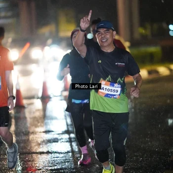 Runner Photo 7657992