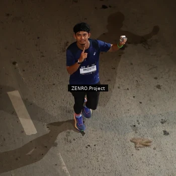 Runner Photo 7657993