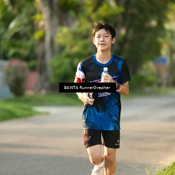 Runner Photo 7658010