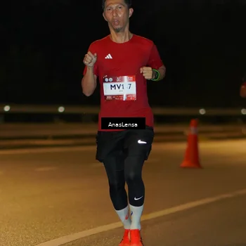 Runner Photo 7658019